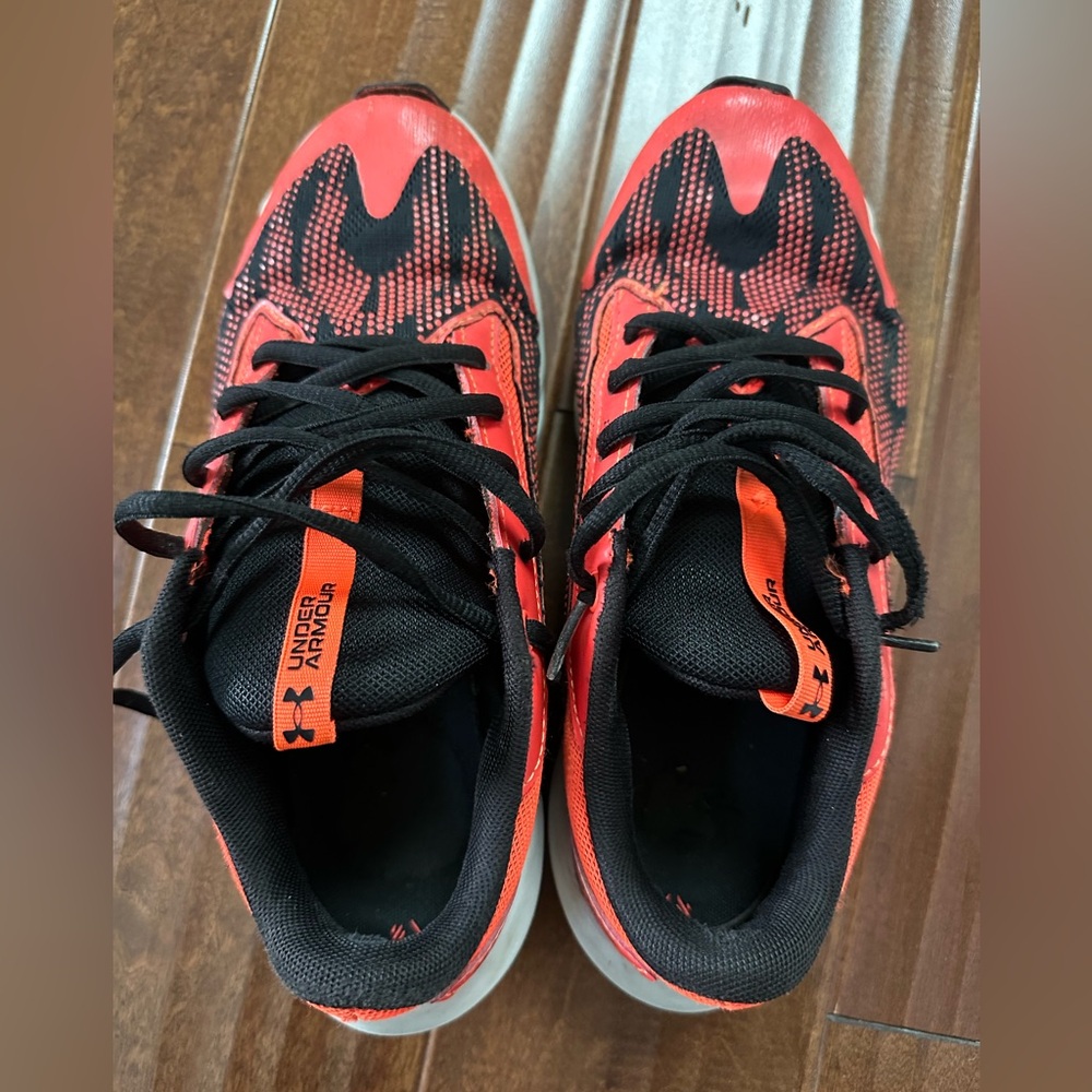 Under Armour Boys Orange Athletic Shoes